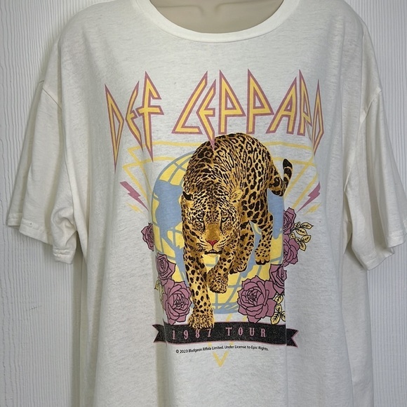 Vinyl Threads - Def Leppard 1987 Tour Colorful Graphic  T Shirt Size XL - Picture 3 of 10